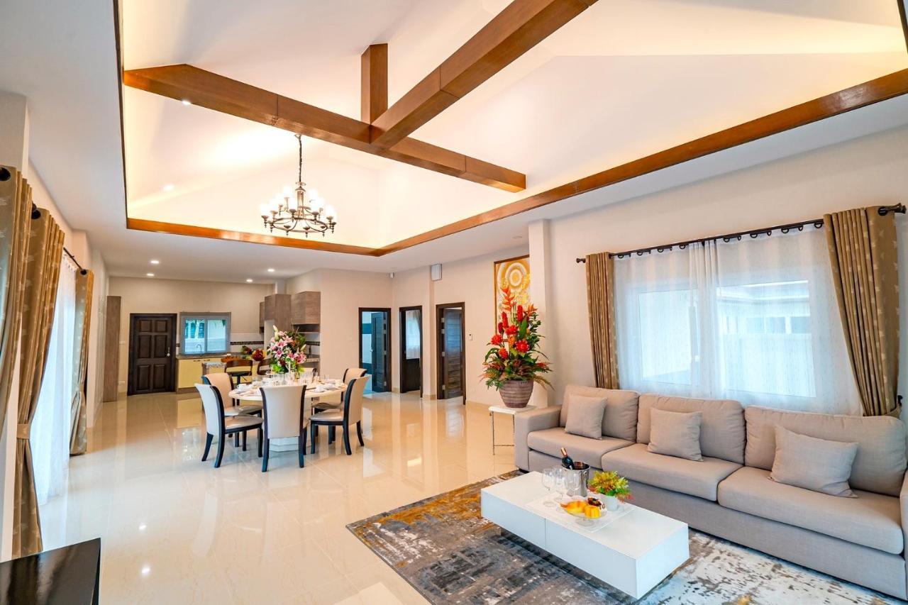 Silverlake Oasis : Pool Villa ナ・ジョムティエン エクステリア 写真