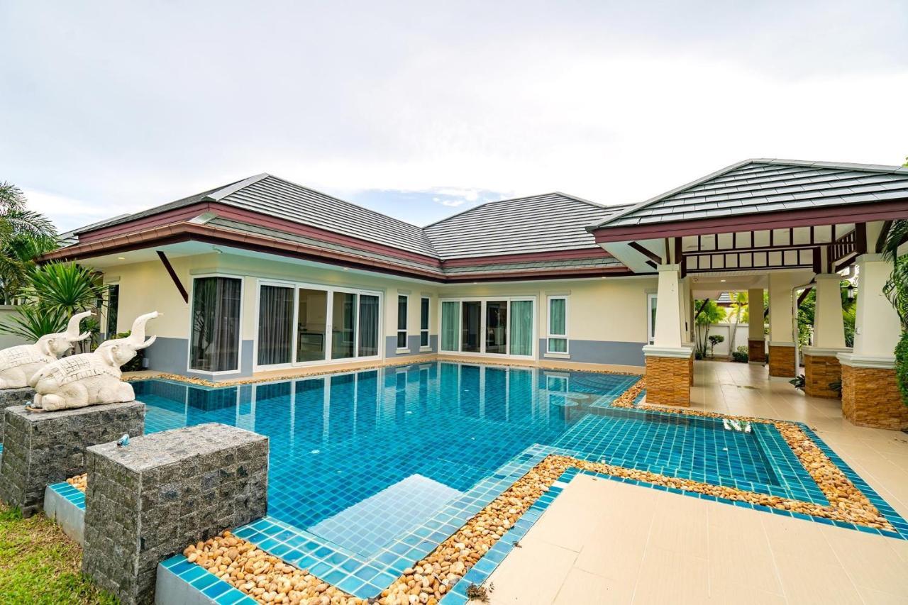 Silverlake Oasis : Pool Villa ナ・ジョムティエン エクステリア 写真
